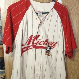 Mickey All-Stars Men's Red and White Shirt
